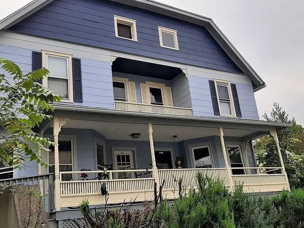 Ithaca Single Room: 121 Prospect Street