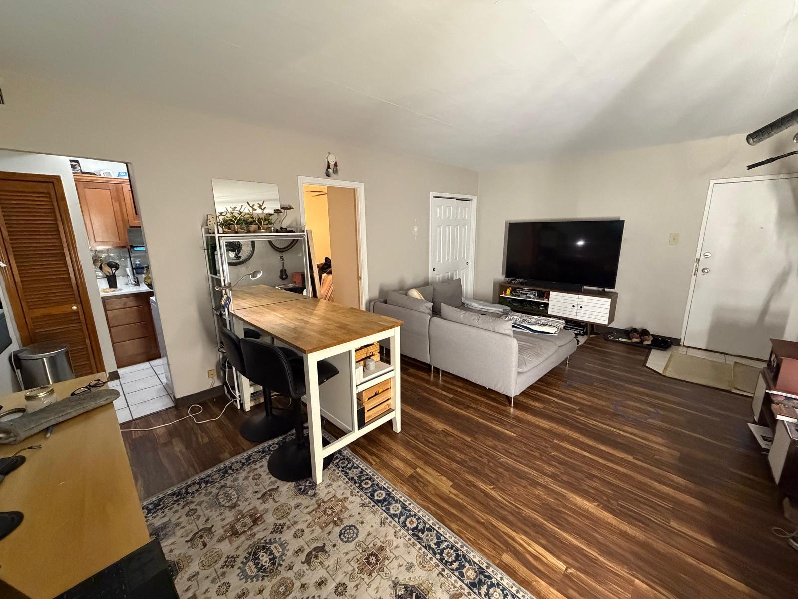 Pittsburgh Apartment: 203b McKnight Cir