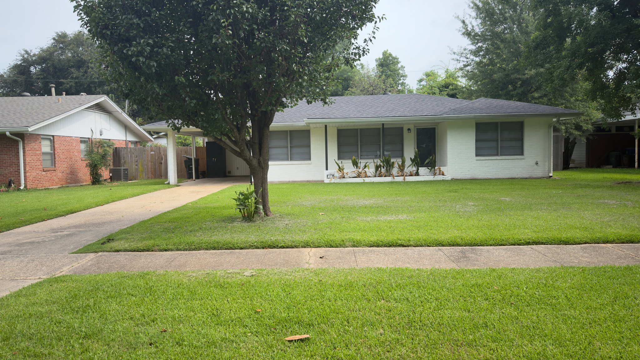 Shreveport House: 854 Surrey Rd