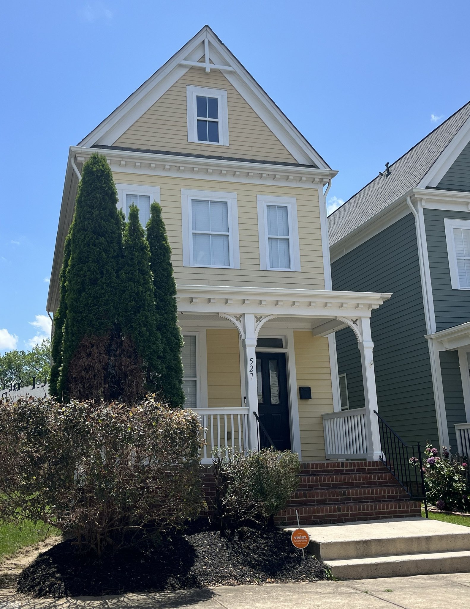 Charlotte House: 527 Dubois
