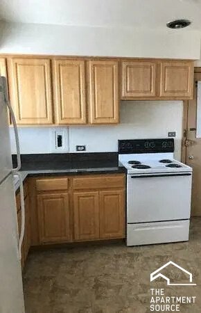 Skokie Apartment: 4901 Crain St., #2, Skokie, IL 60077