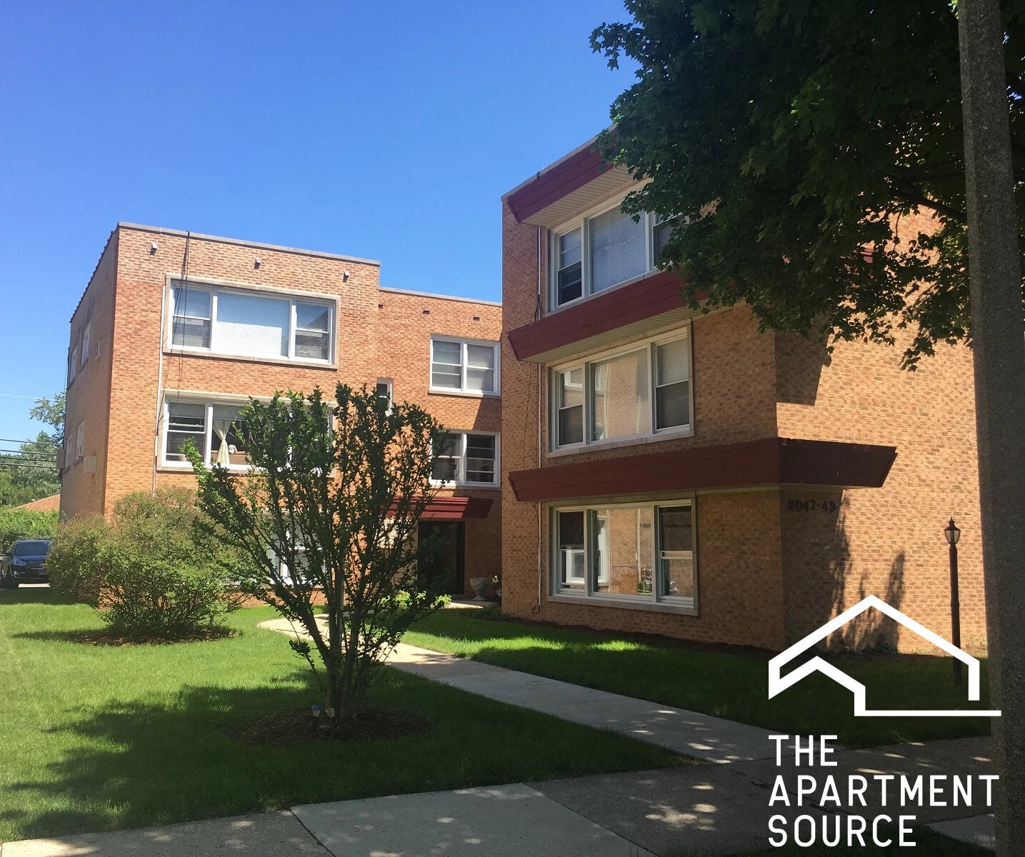 Skokie Apartment: 8049 Kenton Ave., #3C, Skokie, IL 60076