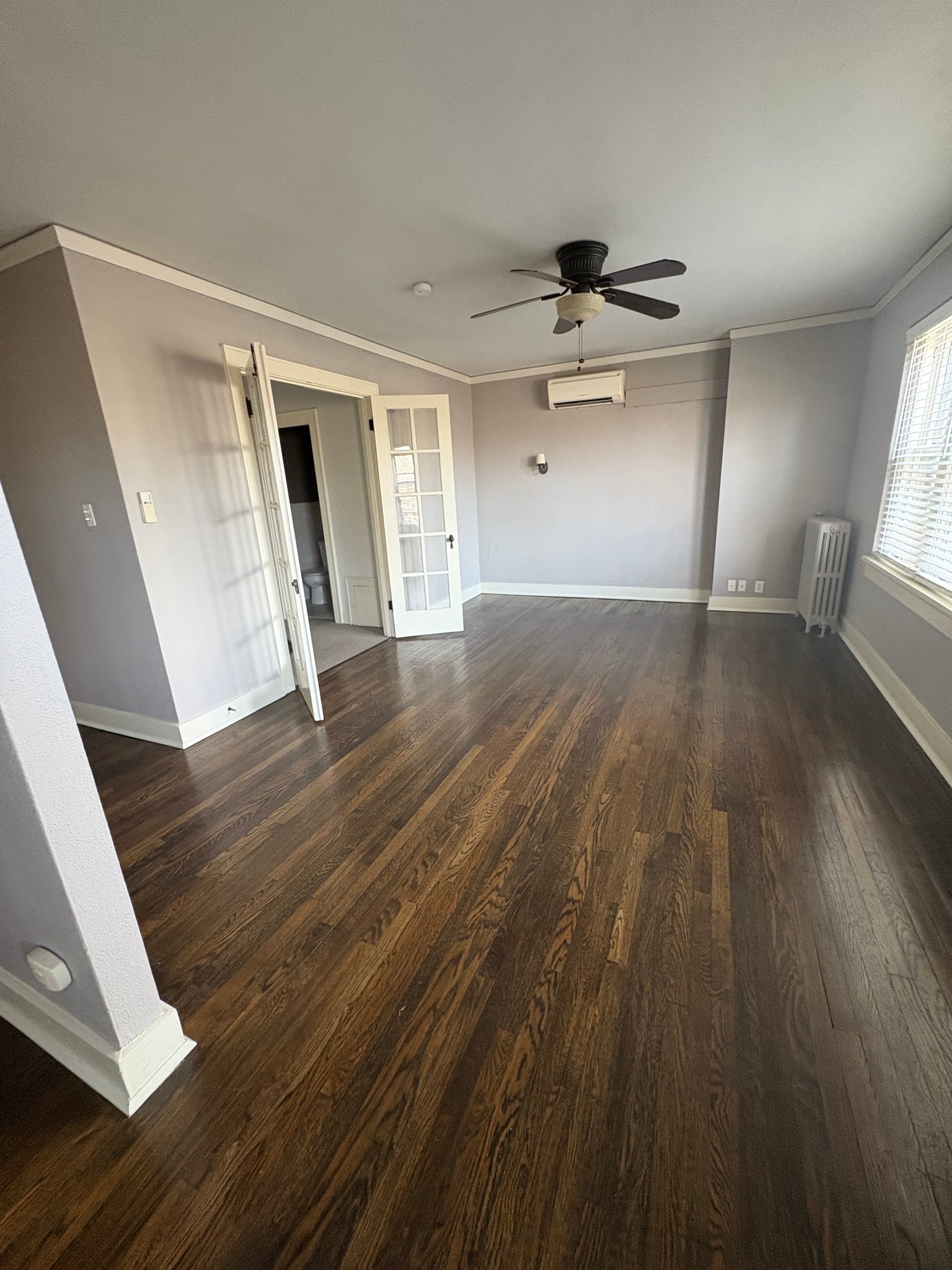 Springfield Apartment: 1235 E Elm