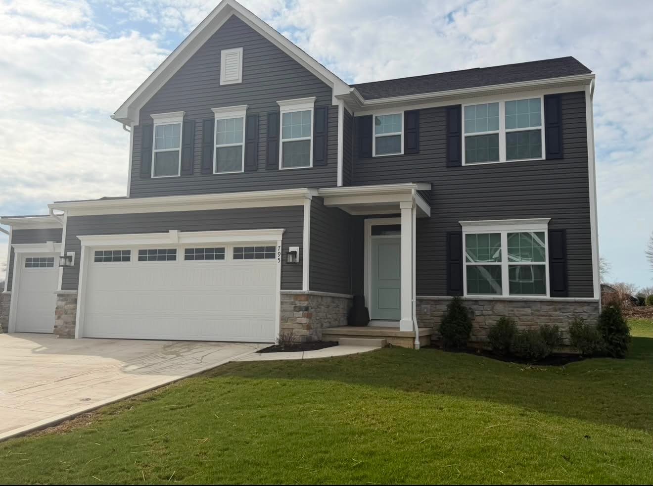 Canal Fulton Single Room: 795 Goodland Cir NW