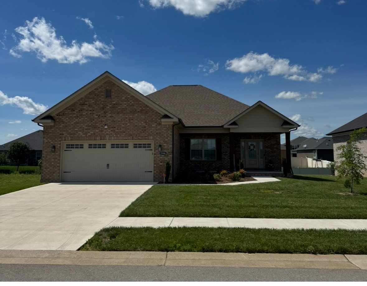 Bowling Green House: 5386 Freesia Lane