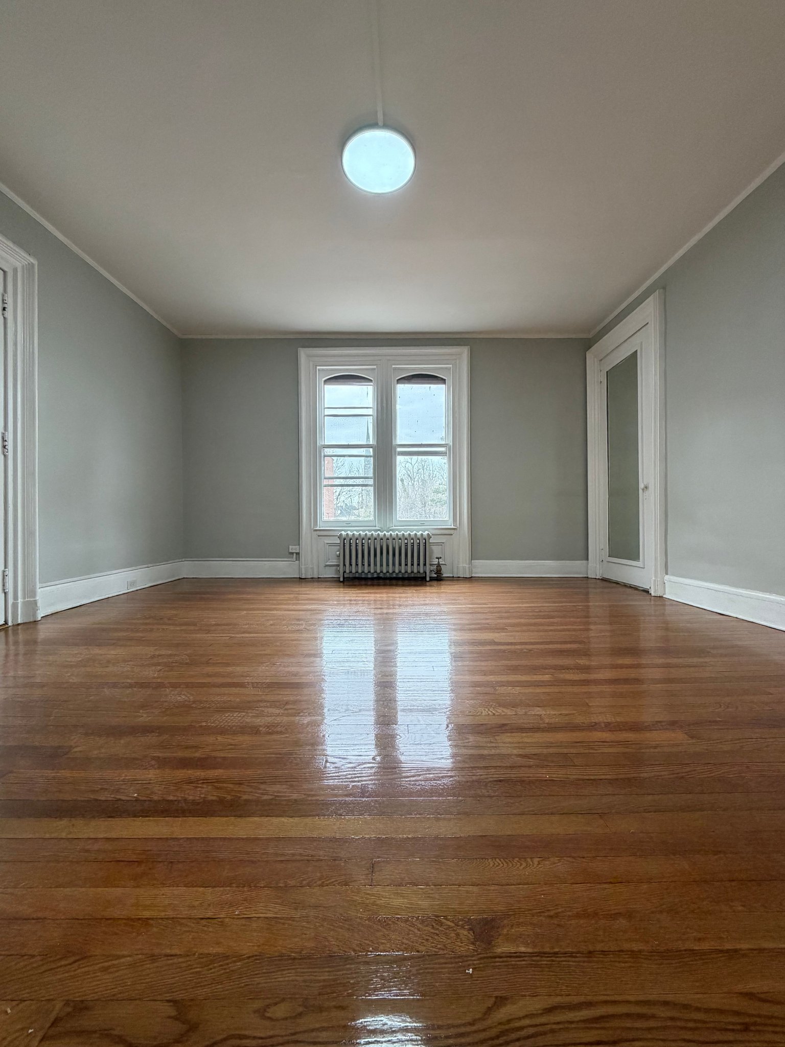 Plainfield Apartment: 124 E7th St