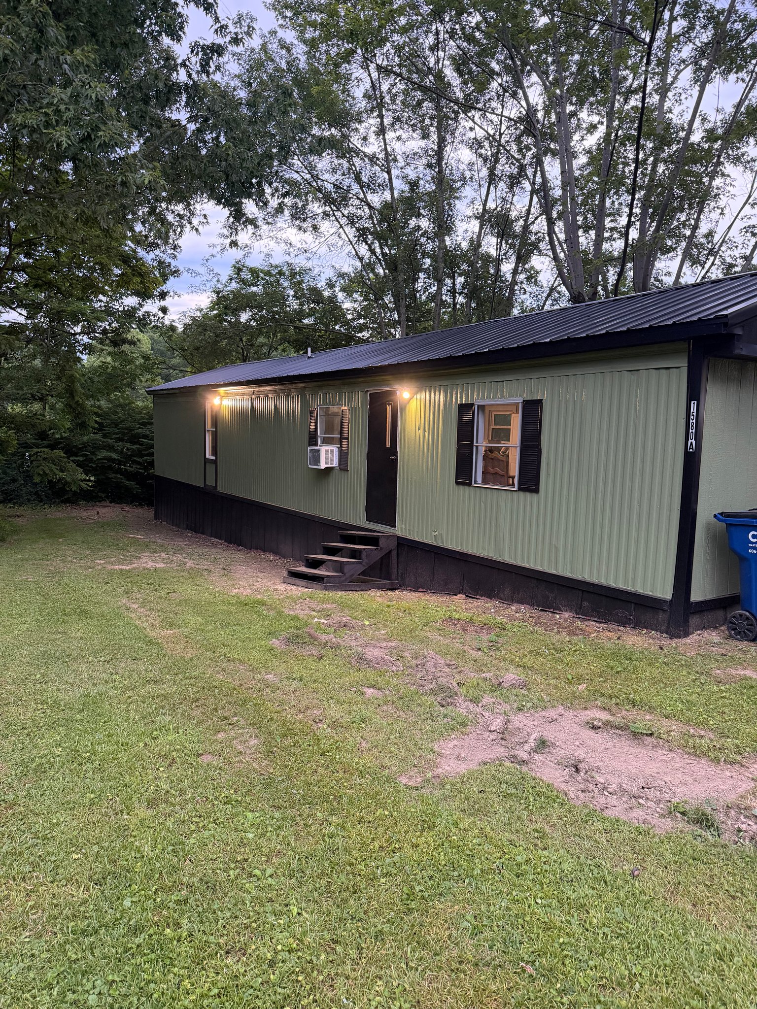 Lucasville House: 1580a Mohawk Dr