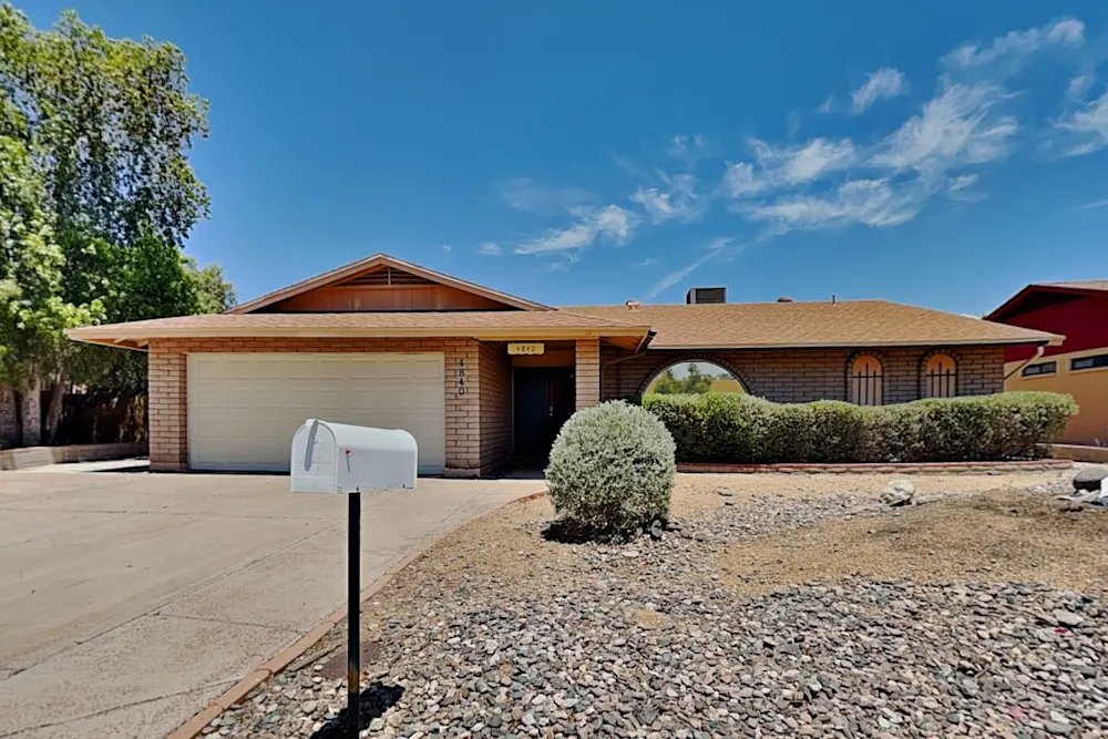 Glendale House: 4841 W Vogel Ave,