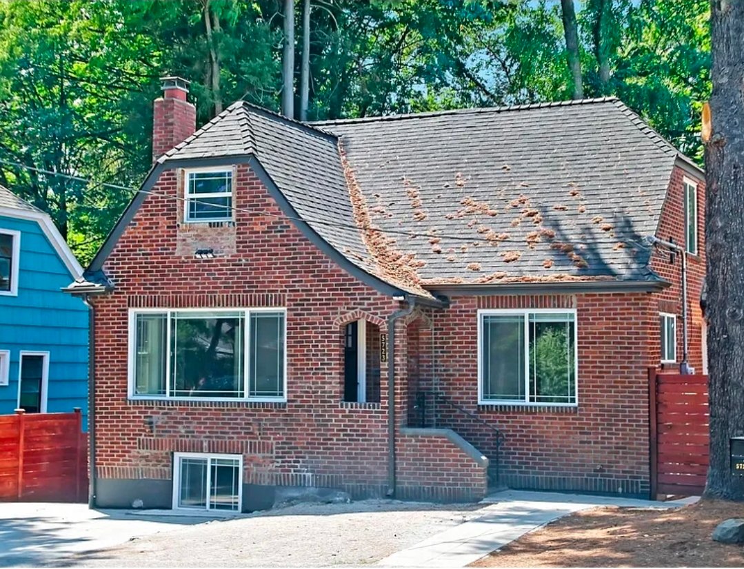 Seattle House: 5723 25th Ave NE