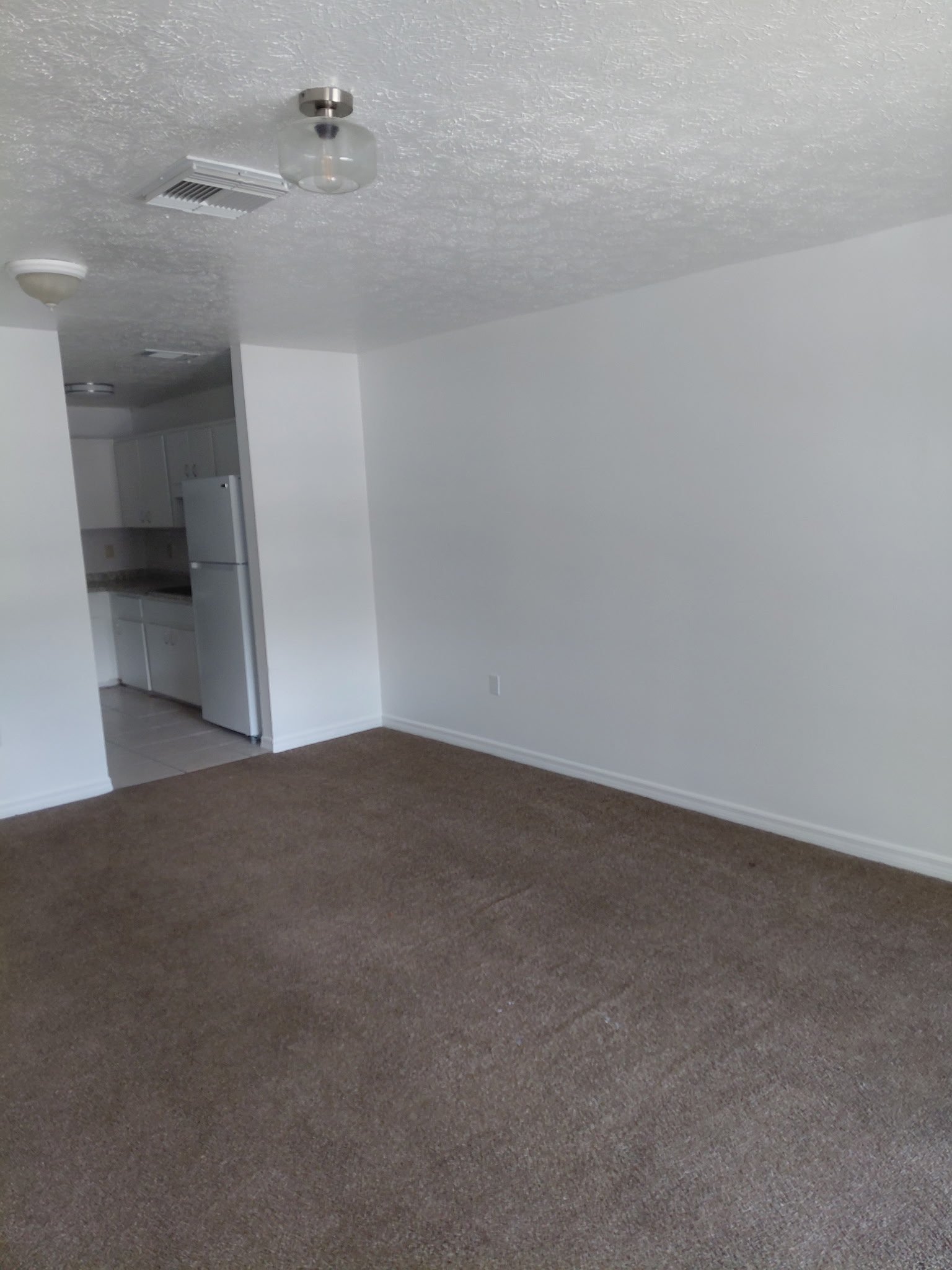 New Port Richey Apartment: 6436 Pennsylvania Ave. Apt 8