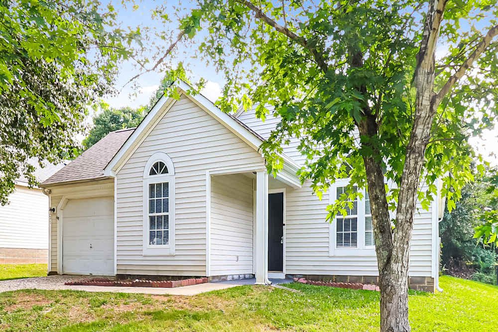 Charlotte House: 8731 Purple Thistle Ln
