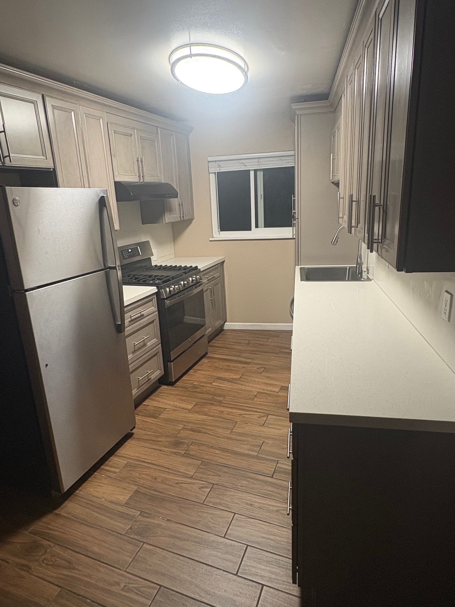 Oakland Apartment: 961 Yerba Buena