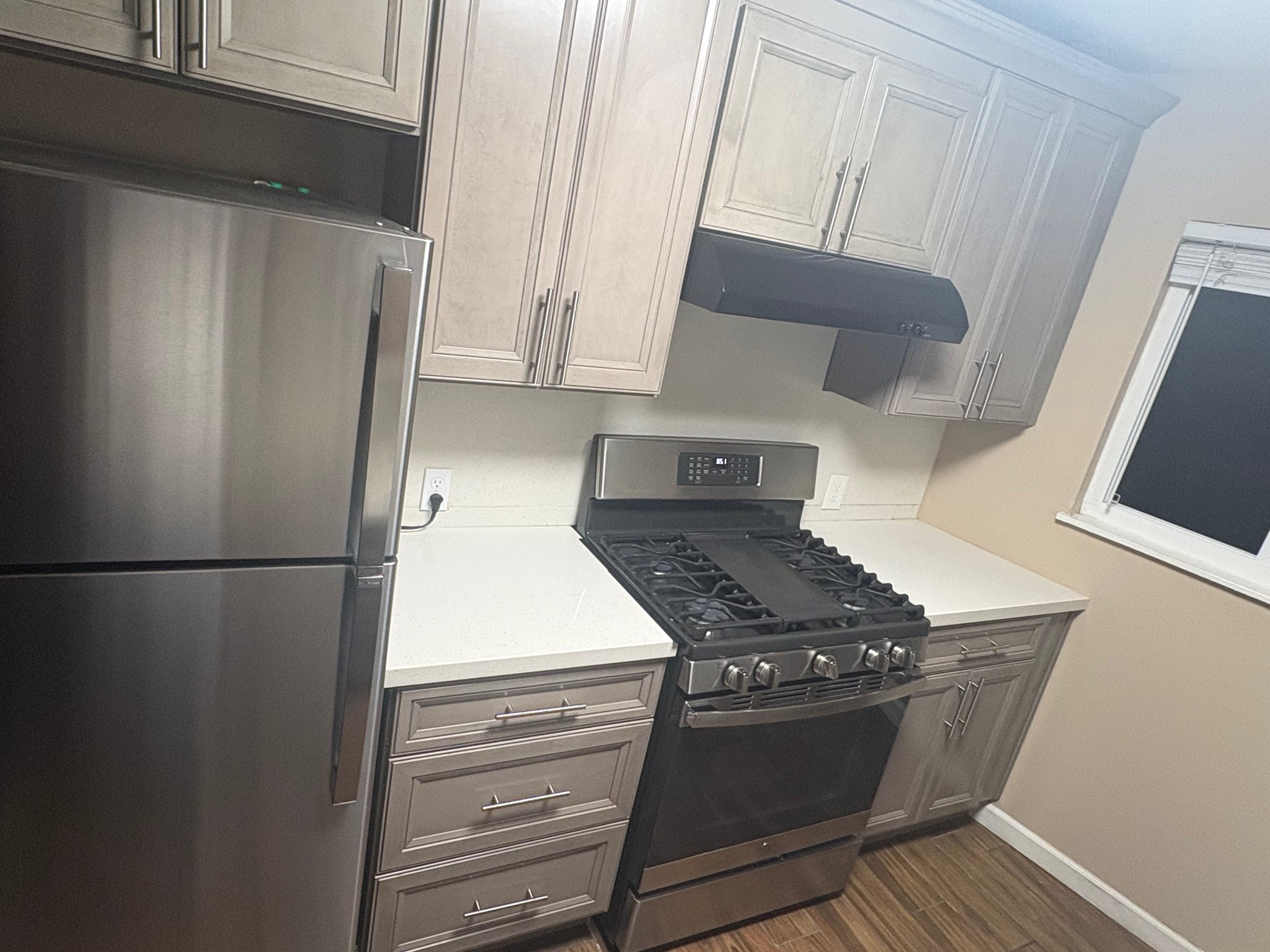 Oakland Apartment: 961 Yerba Buena