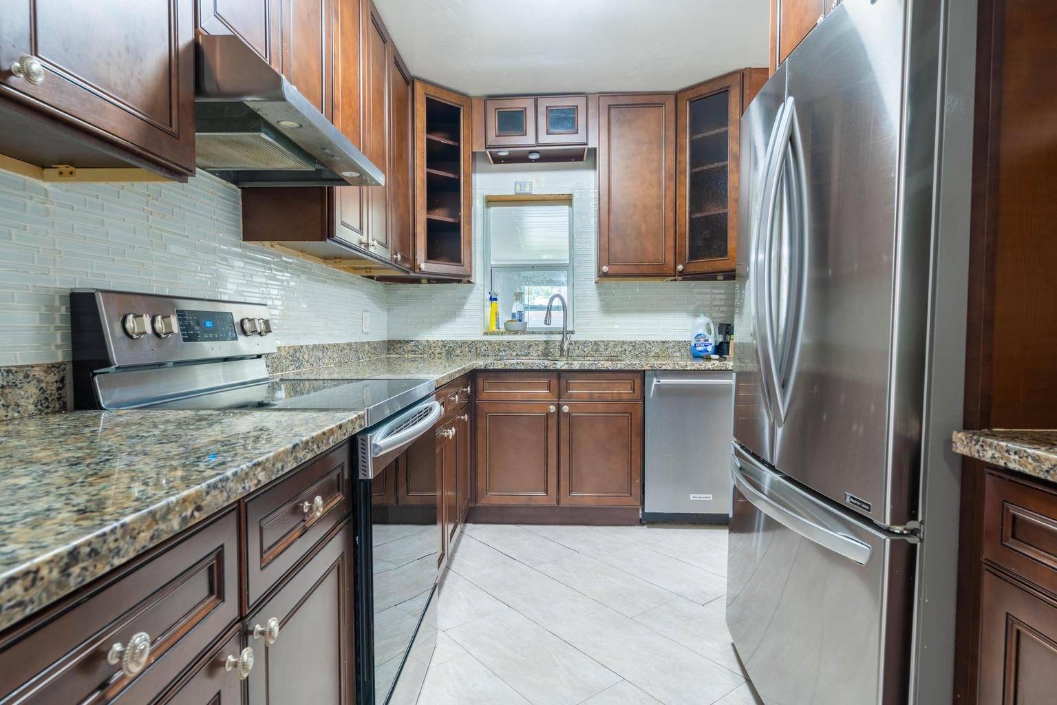 Boca Raton House: 9696 SW 1st Place