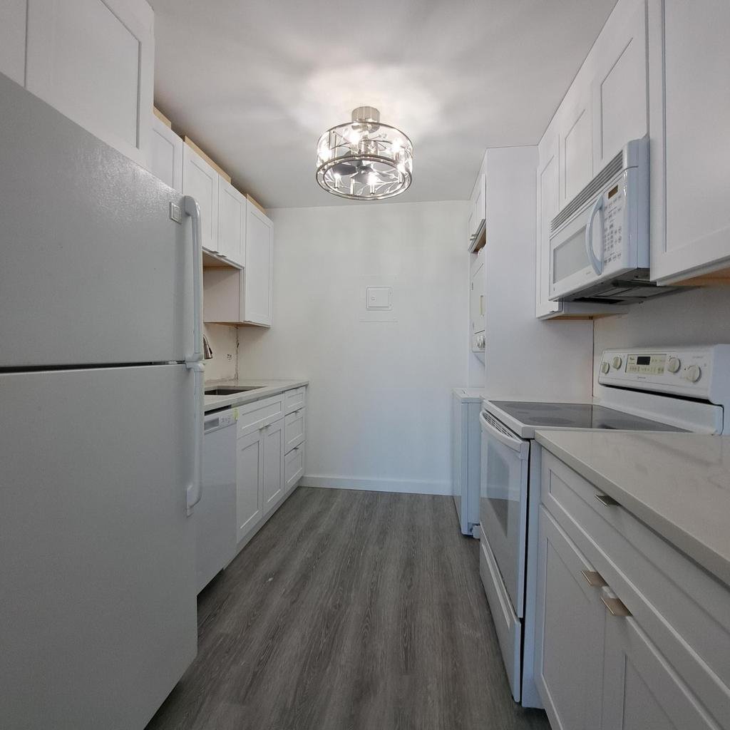 North Palm Beach Condo: 1200 Marine Way 202