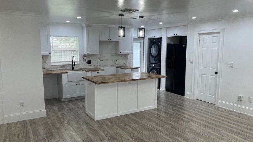 Lake Worth House: 4779 Bonanza Road
