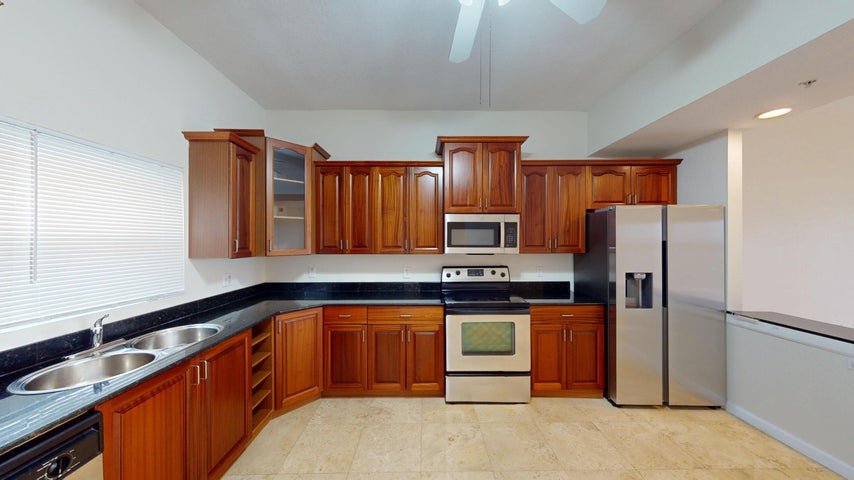 West Palm Beach Condo: 1610 Presidential Way 505