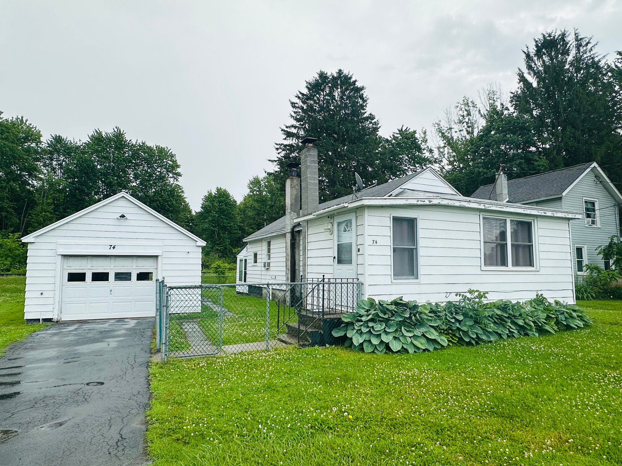 Phoenix House: 74 Volney St