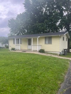 Liberty House: 6715 River Rd