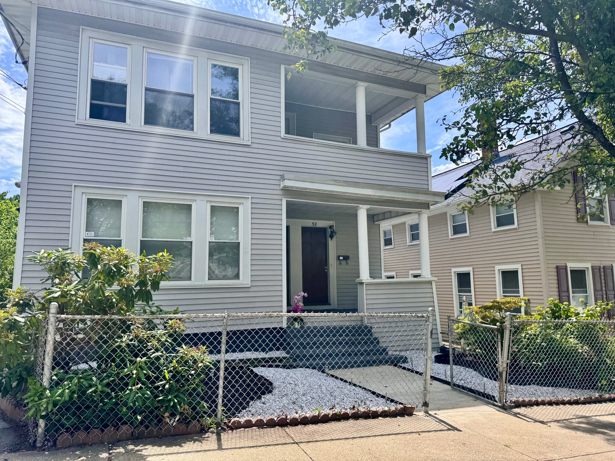 Pawtucket Apartment: 50 Dunnell Ave