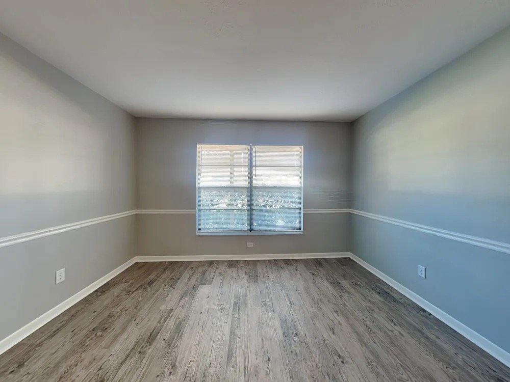Brandon Townhome: 611 Rosemarie Ave