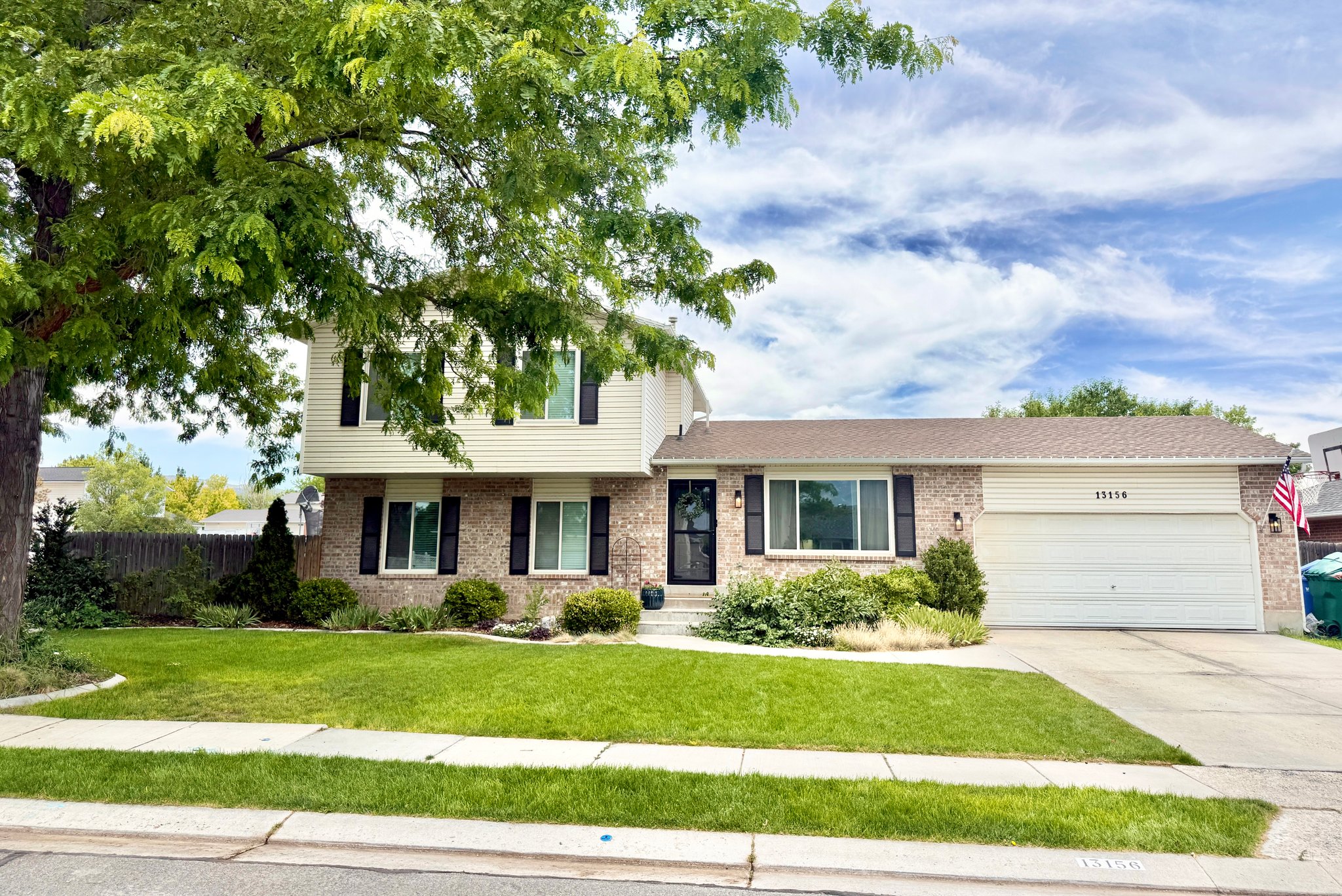 Riverton House: 13156 S 2420 W