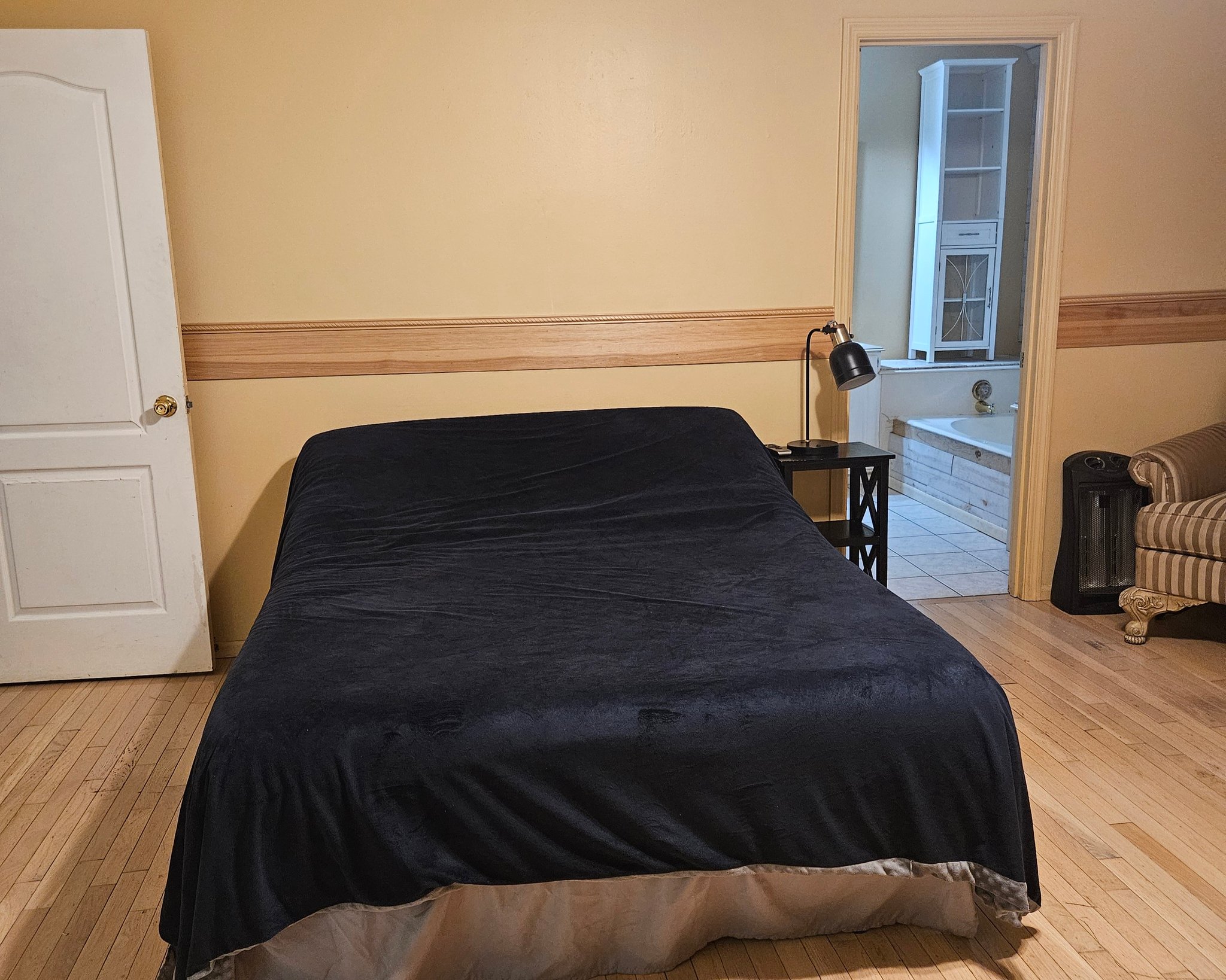 St. Peters Single Room: 1163 Colby Drive