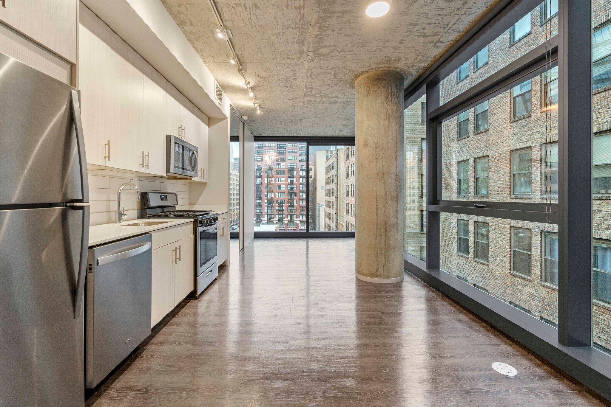 Chicago Condo: 707 S Clark St