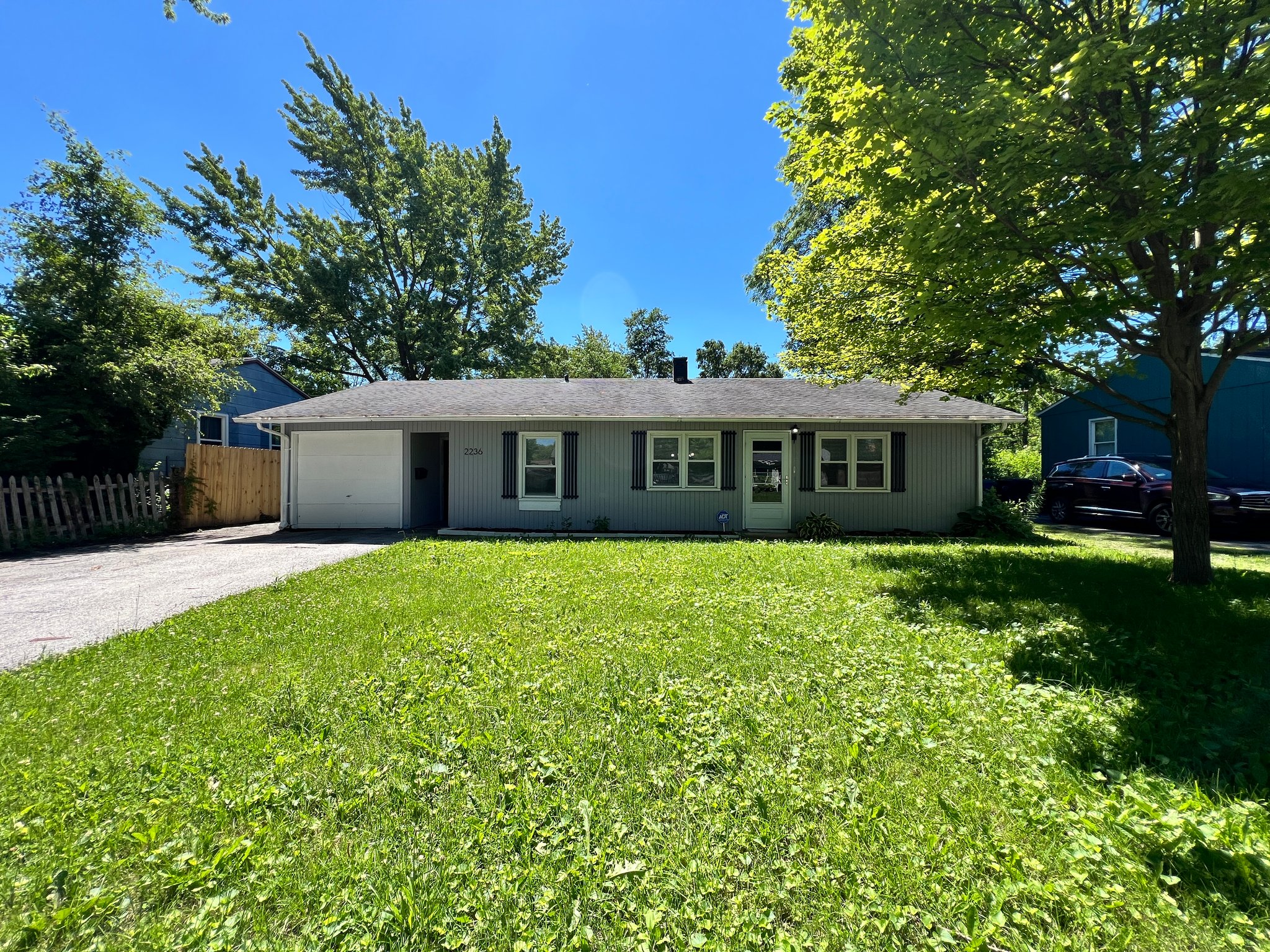 Sauk Village House: 2236 220th St