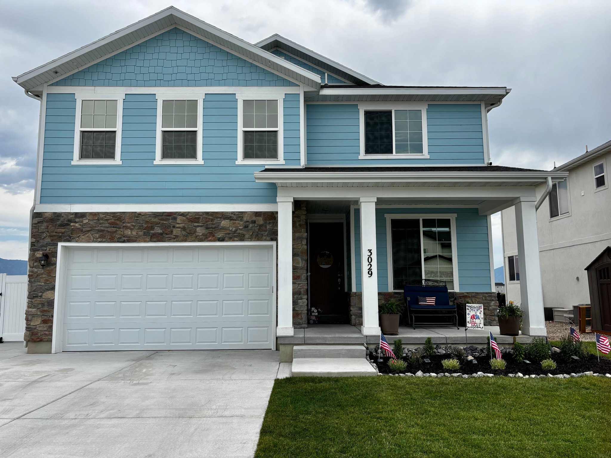 Syracuse House: 3029 S Shoreline Dr