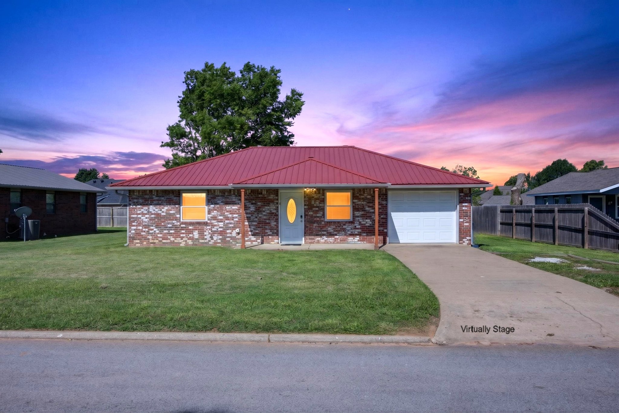 Bentonville House: 2503 Purdue Cir