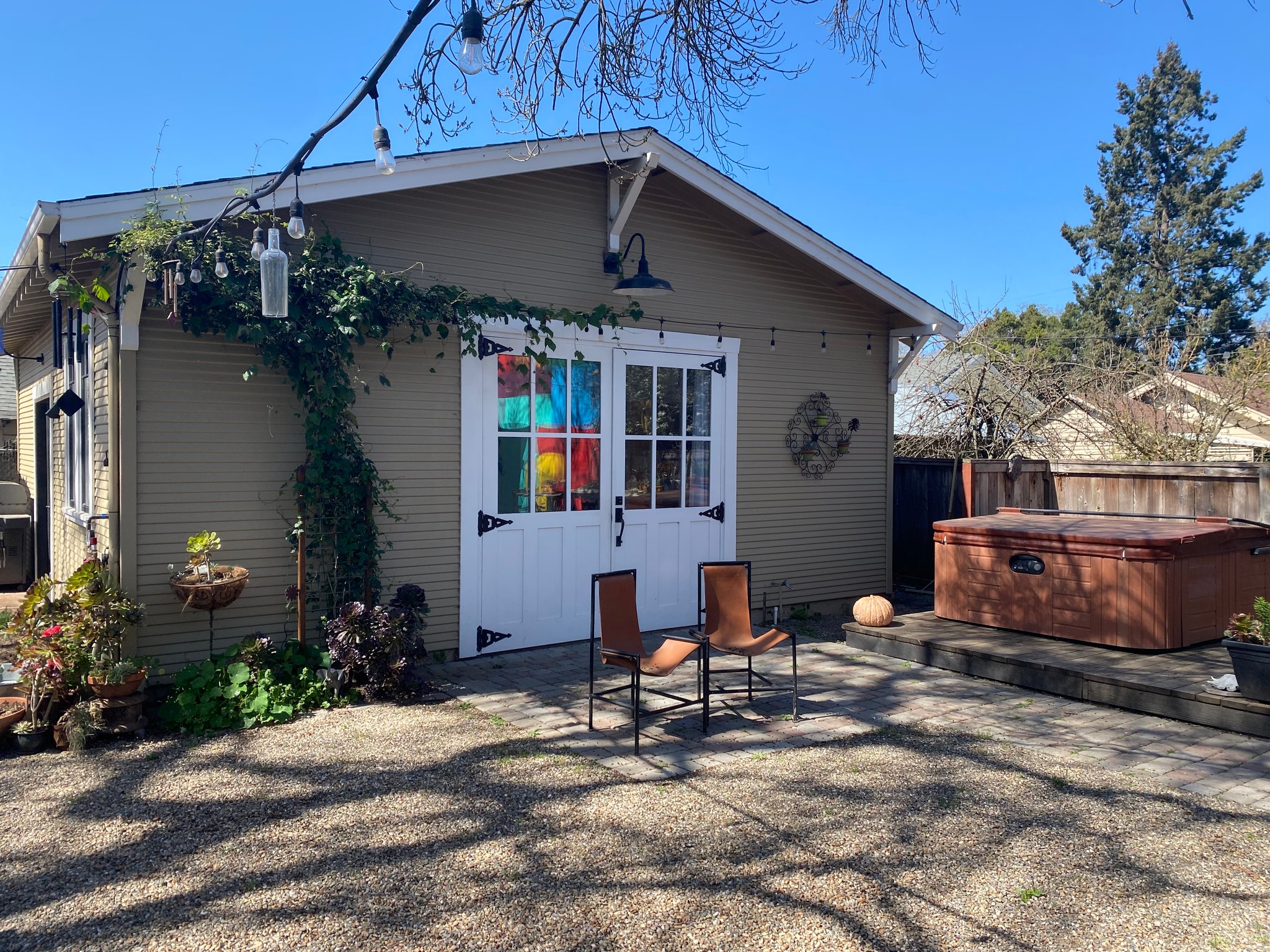 Santa Rosa House: 645 Wright St