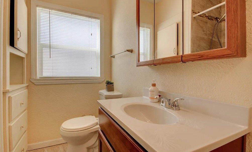 Vallejo House: 1148 Nebraska St