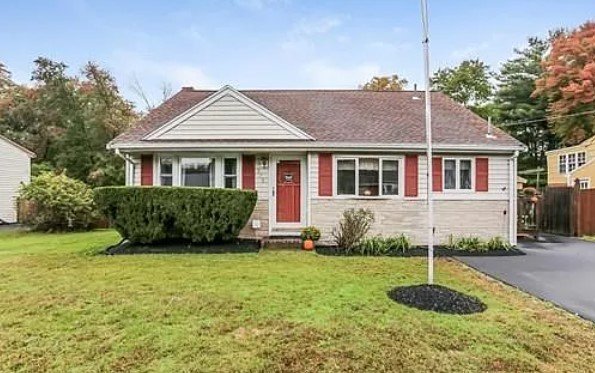 Brockton House: 578 Court St,