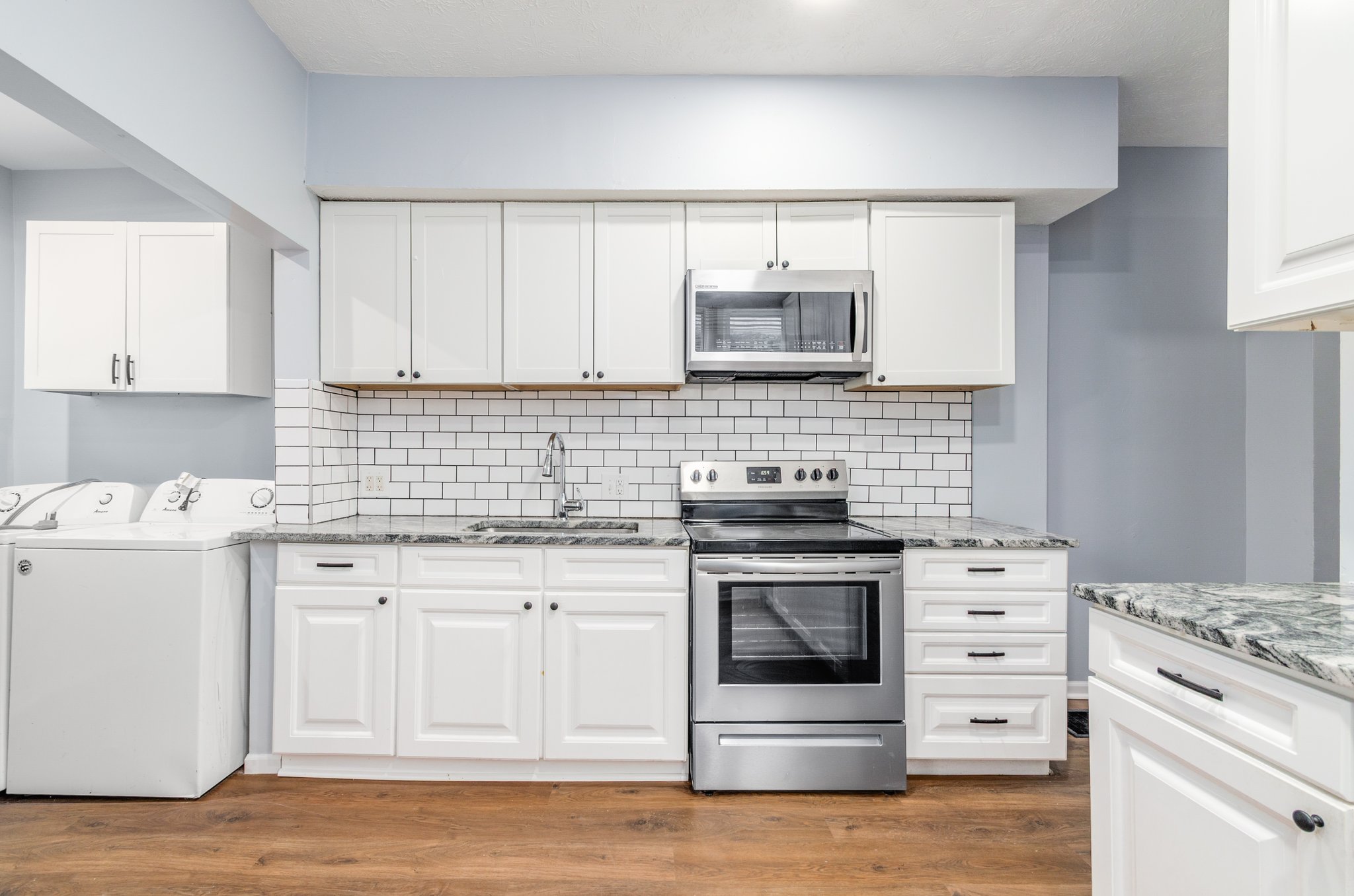 COLUMBUS Townhome: 368-370 N GARFIELD ROAD