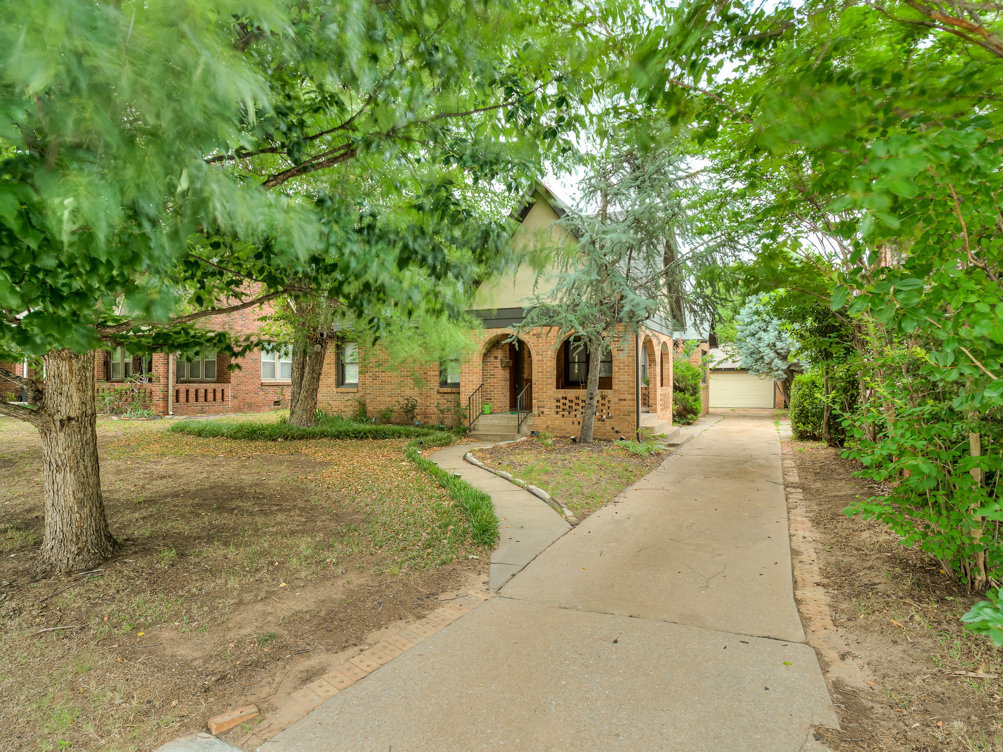 Oklahoma City House: 2421 NW 19th Street