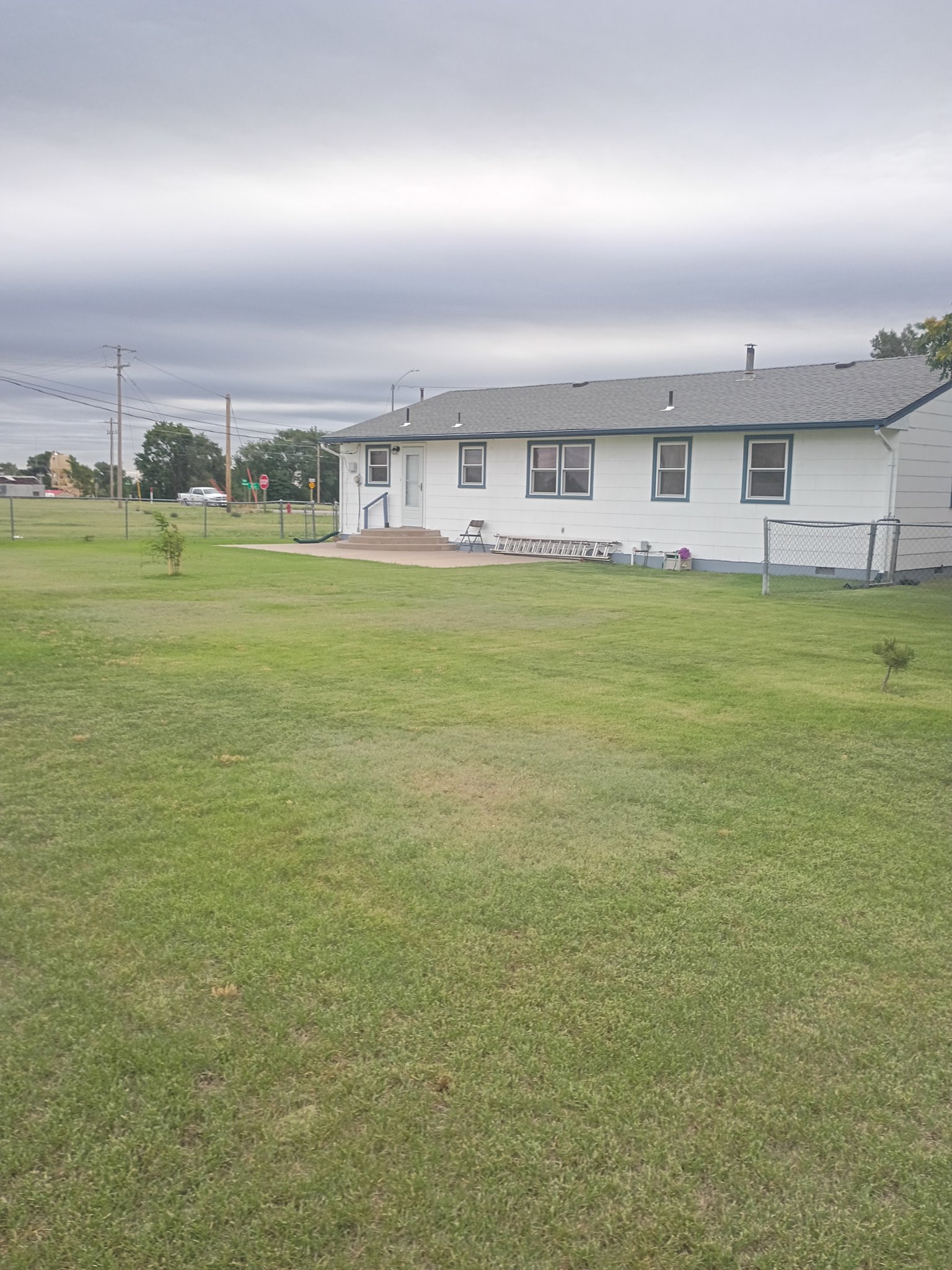 Meade House: 611 N Fowler St