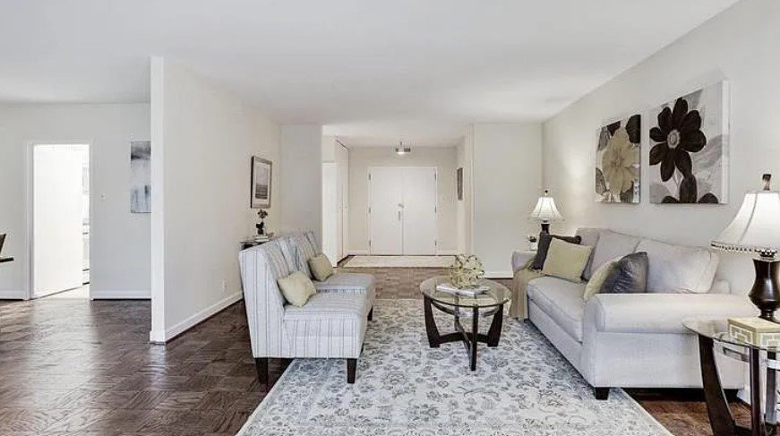 Washington Condo: 4100 Cathedral Ave