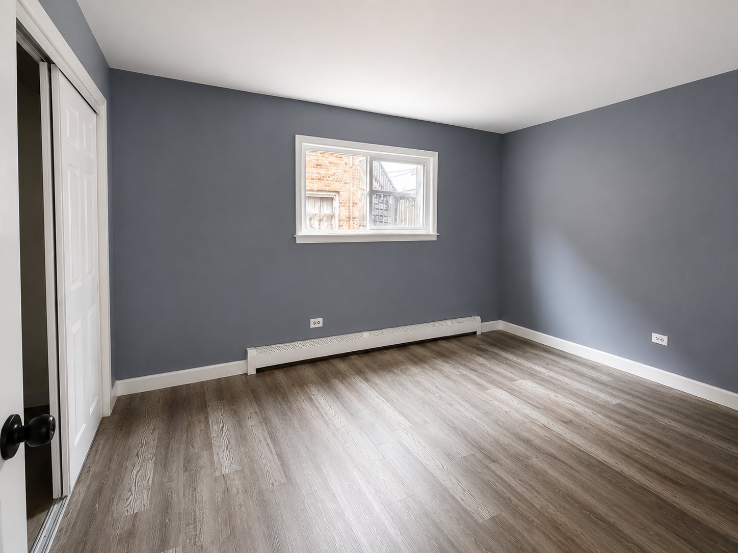 Maywood Apartment: 1011 S 13th Ave