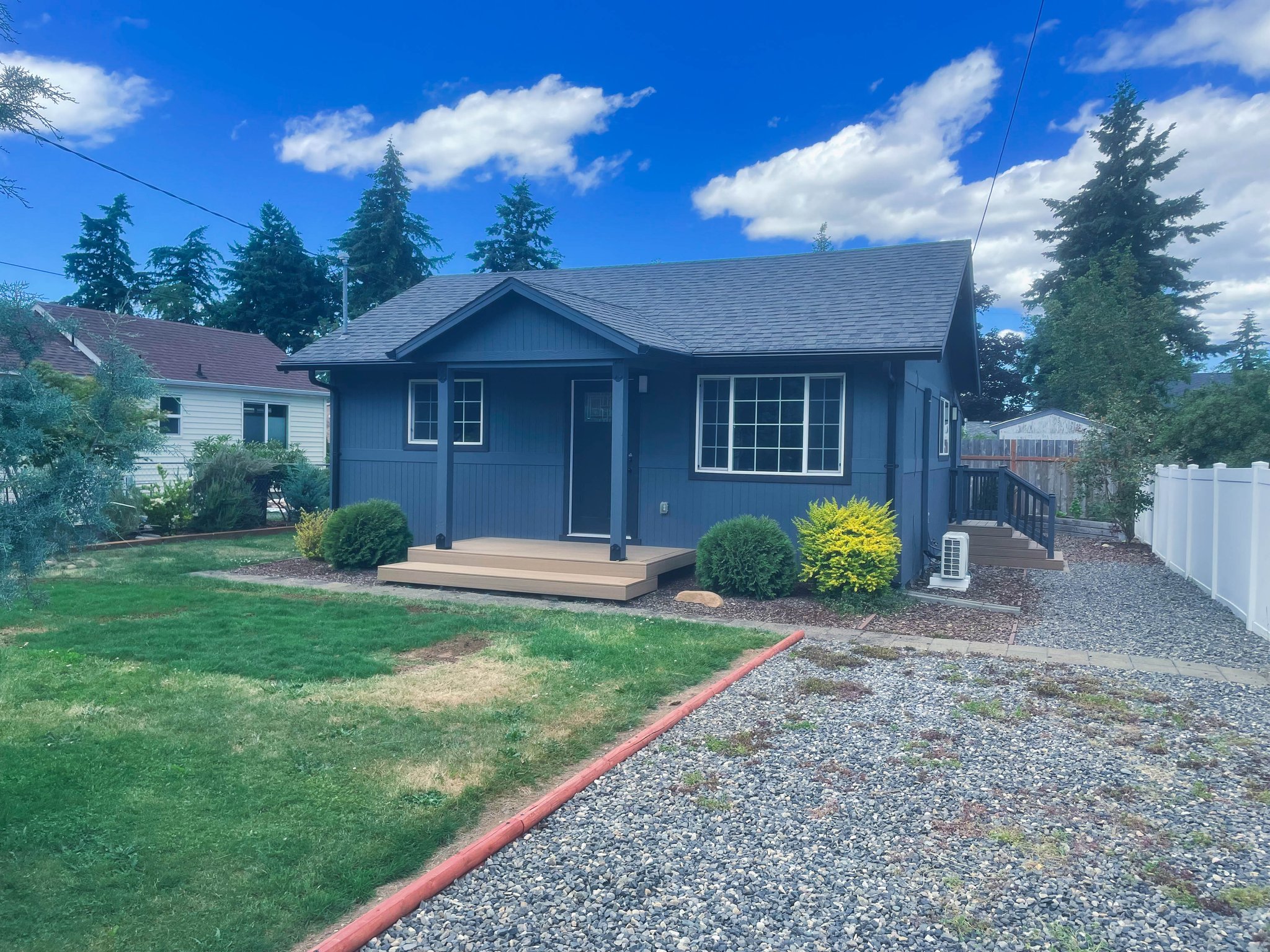 Portland House: 4825 NE Alberta Court