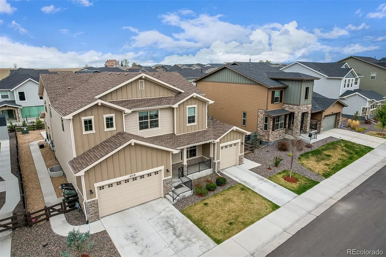 Thornton House: 6318 E 141st Dr