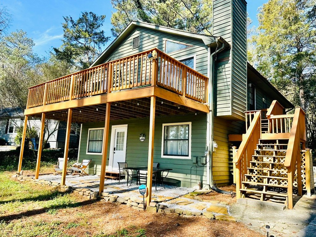 Snellville Multiplex: 947 Lake Drive