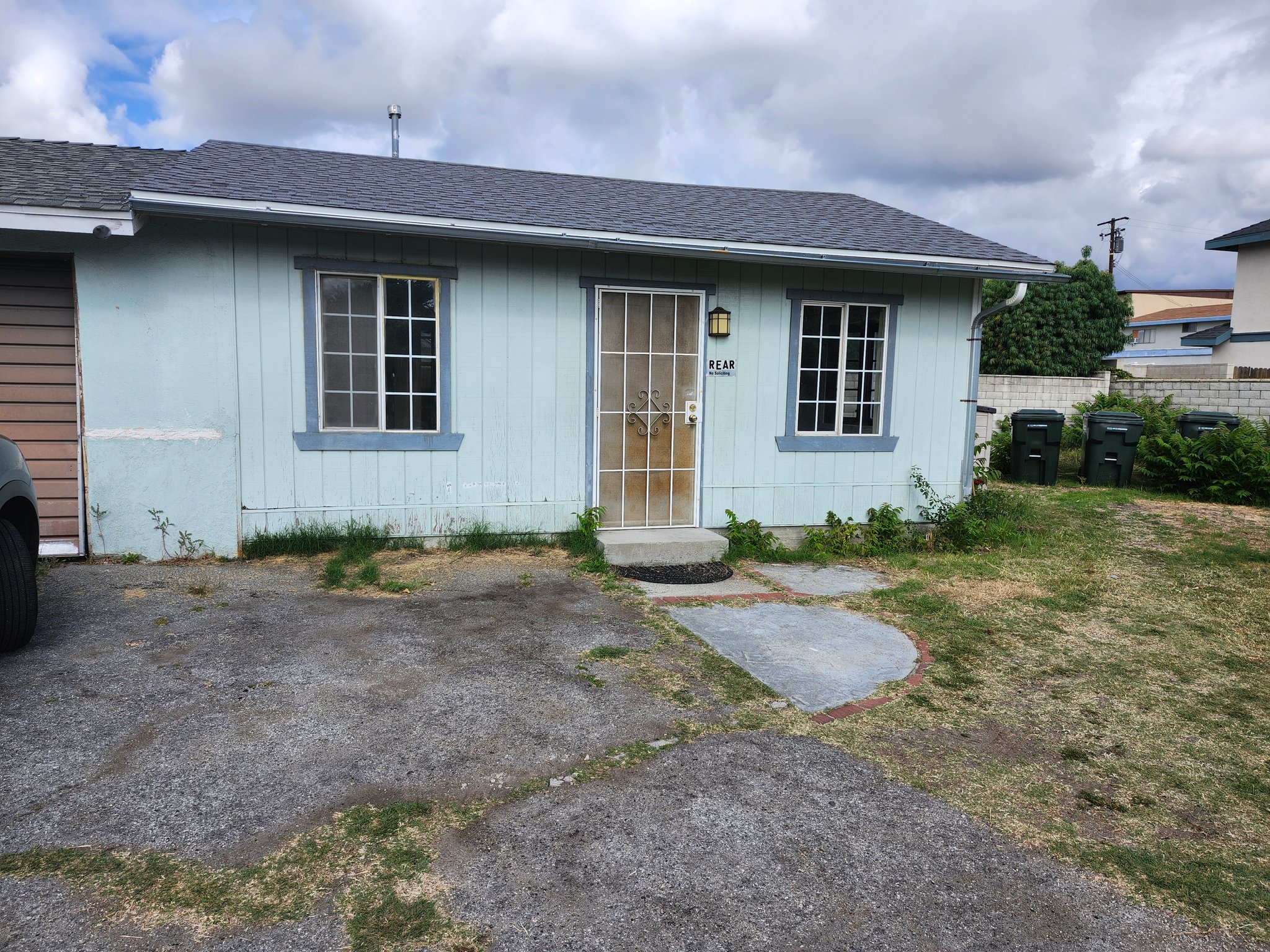 Monrovia House: 525 W El Norte Ave