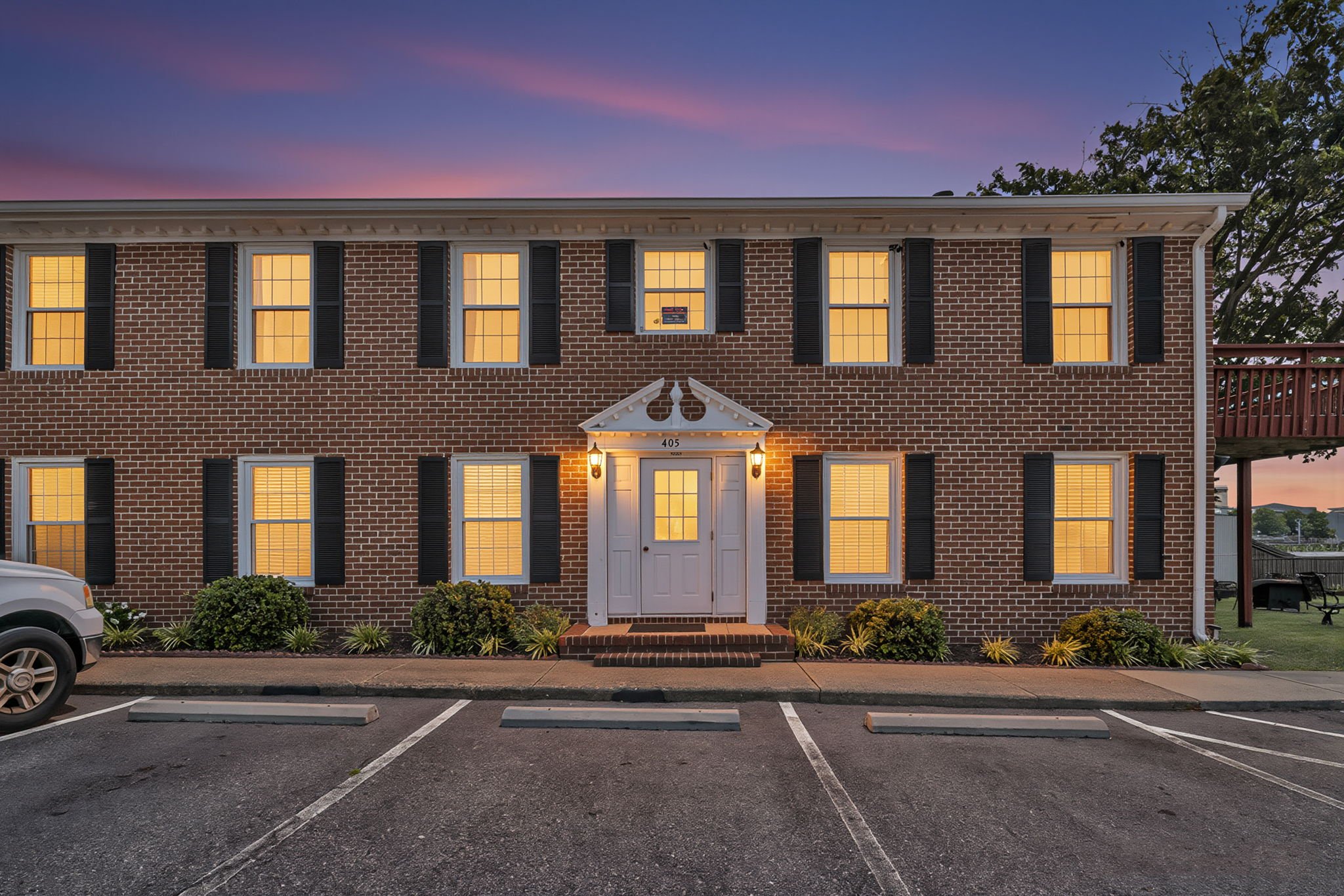 Virginia Beach Condo: 405 Erle Cres