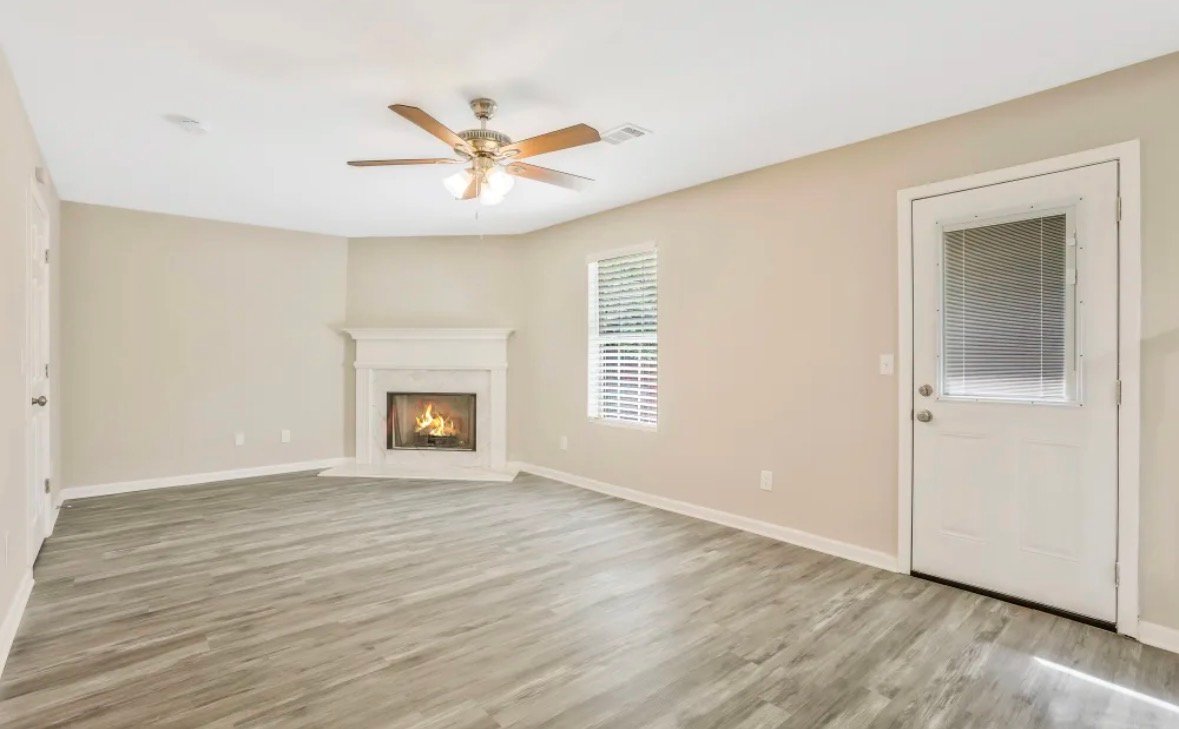 Lithonia House: 2202 Clayton Rdg
