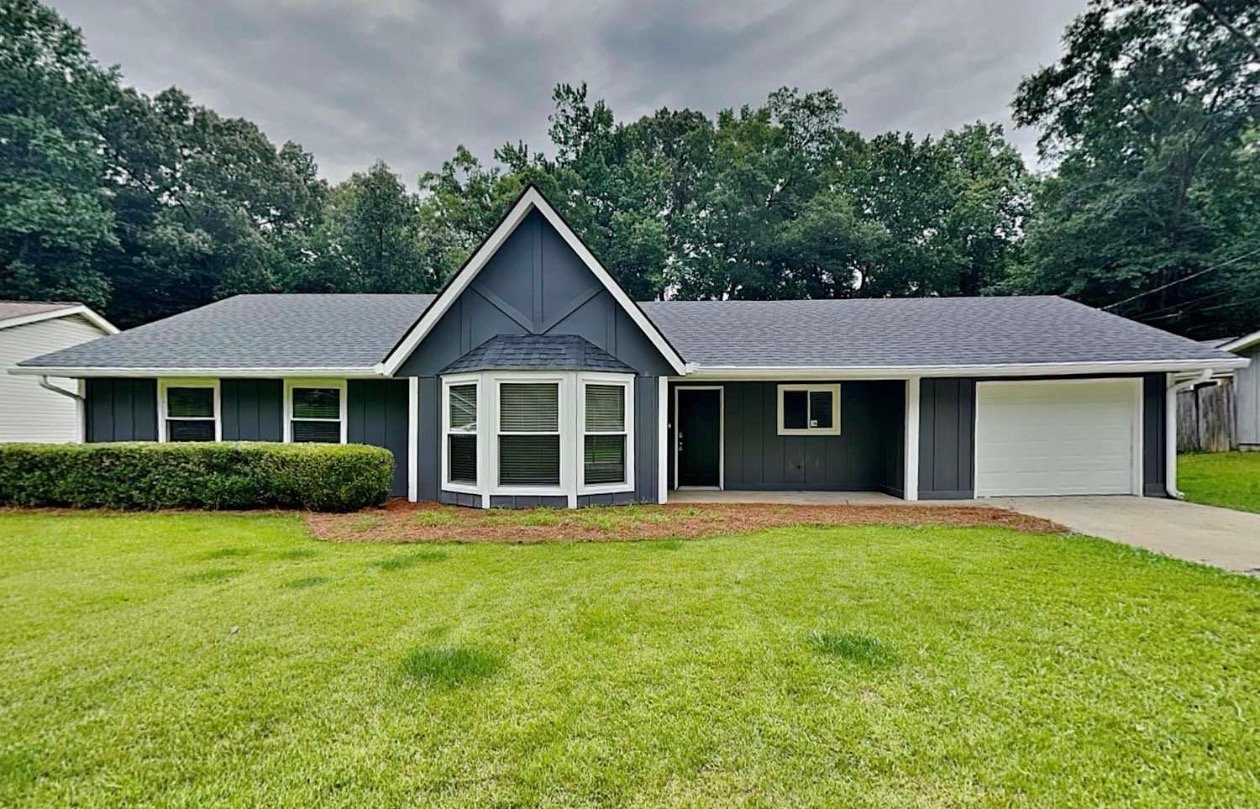 Marietta House: 2621 Hereford Ct SW