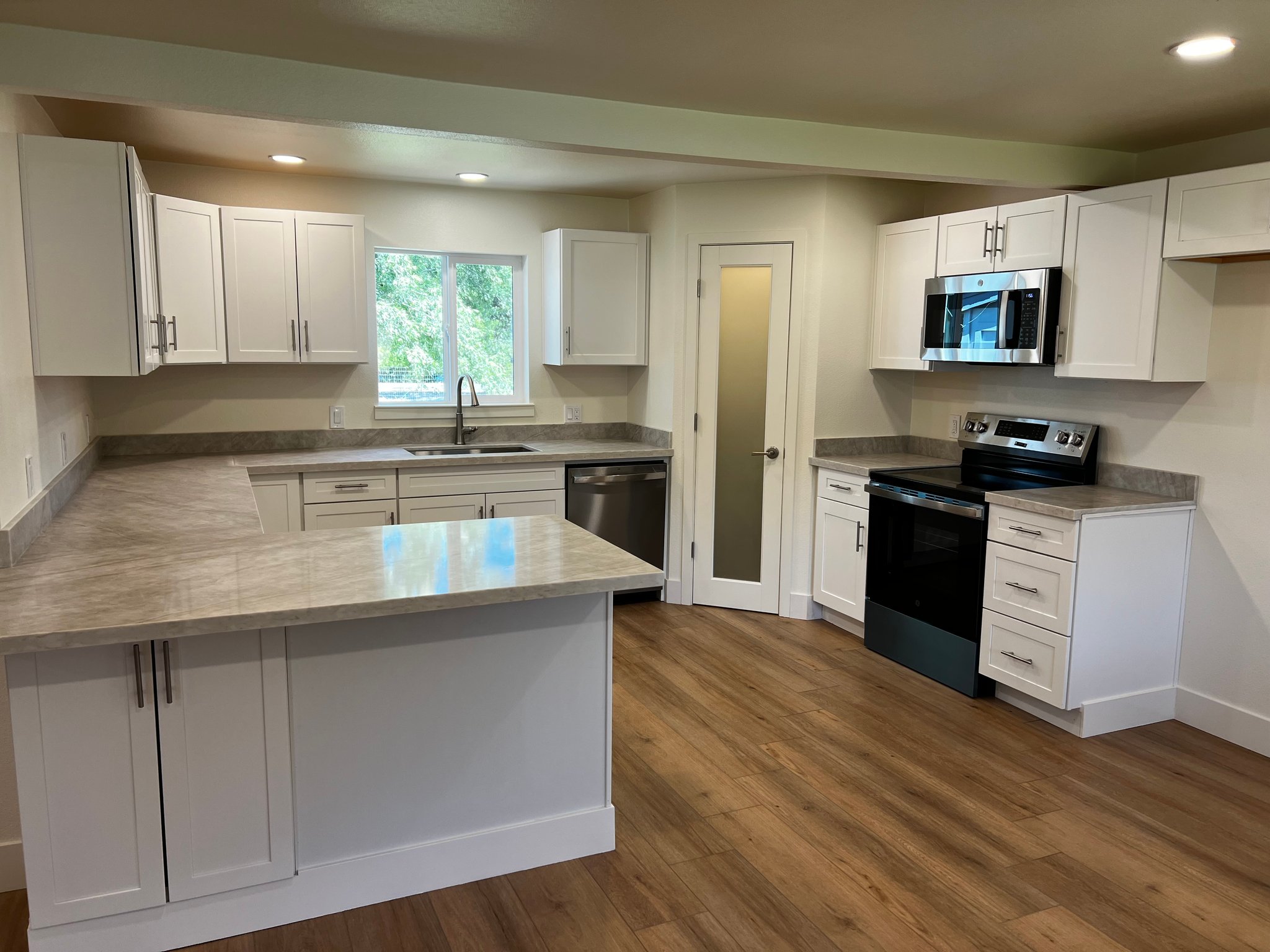 Millville House: 23486 Old 44 Drive