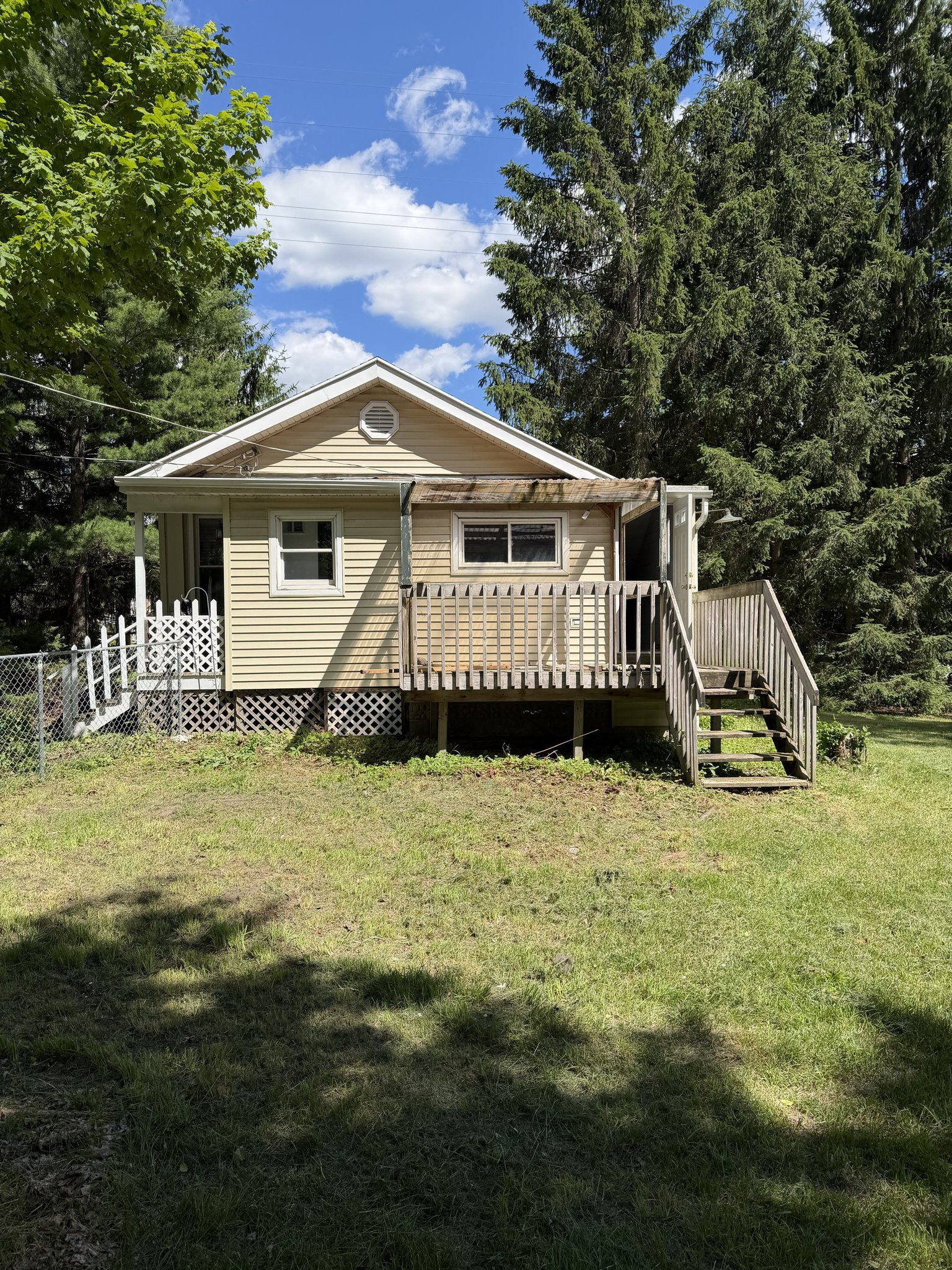 Okemos House: 4633 Okemos Rd