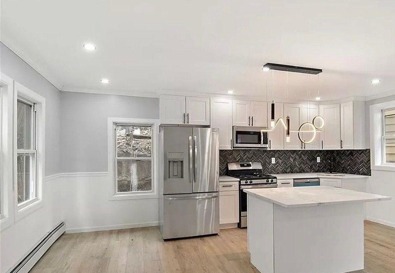 Phoenix House: 2307 W Freeway Ln
