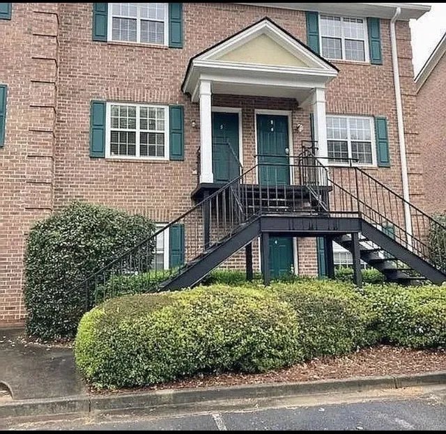 Athens Condo: 100 Woodstone Dr